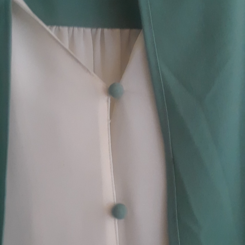 Blouse - Picture 4 of 5